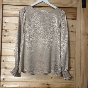 Elegant Beige Leopard Print Blouse